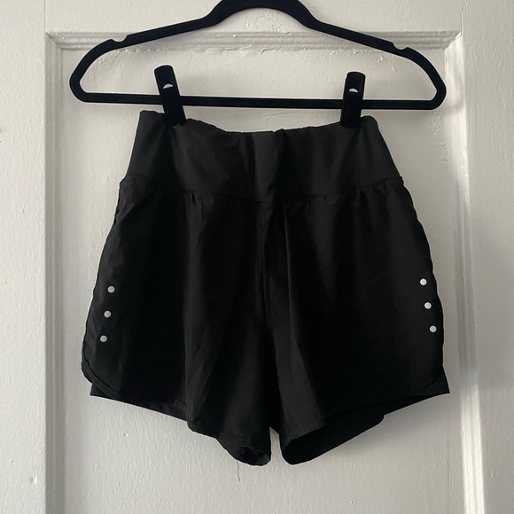 Ksmien Women's 2 in 1 Running Shorts - Black - Size S - Picture 1 of 3